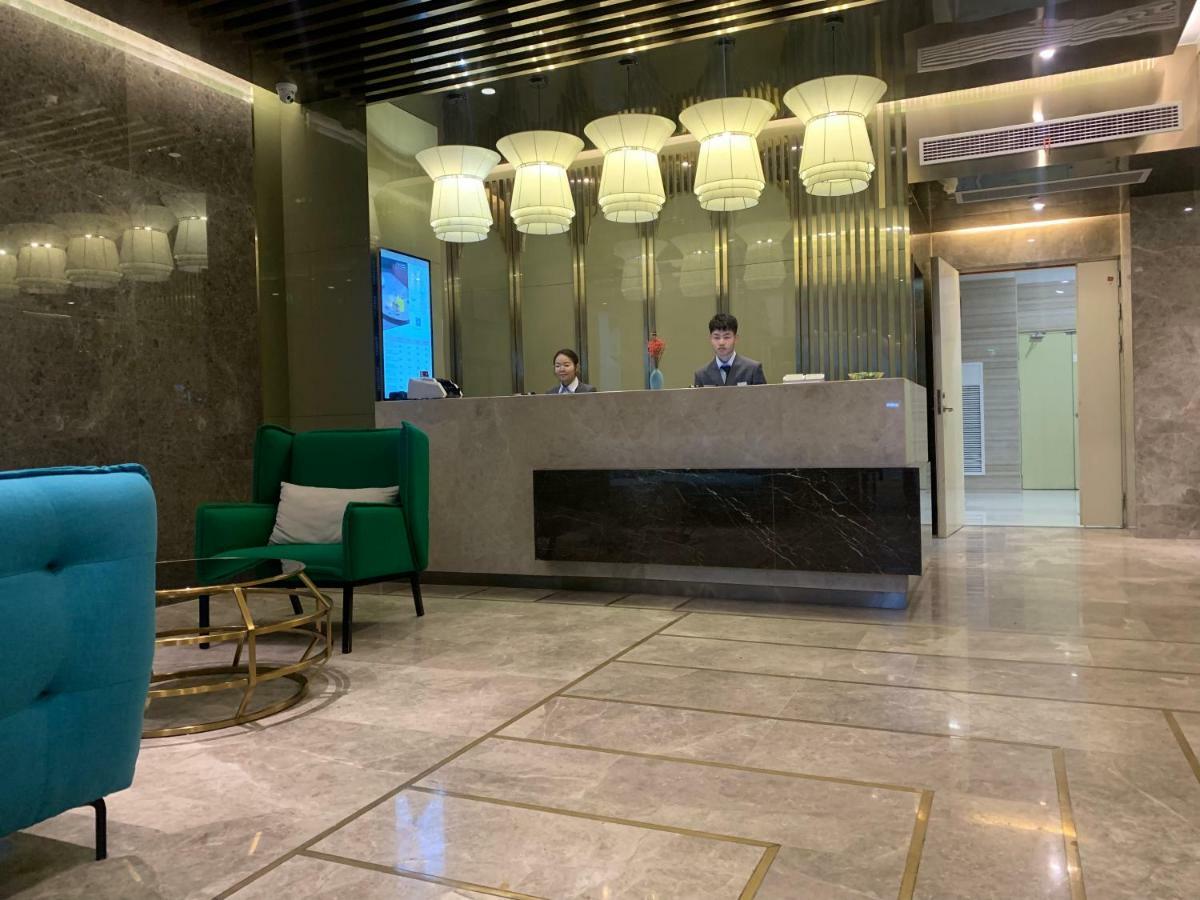 Metropolo Jinjiang Wuhan Optics Valley Science And Technology Exhibition Center ภายนอก รูปภาพ
